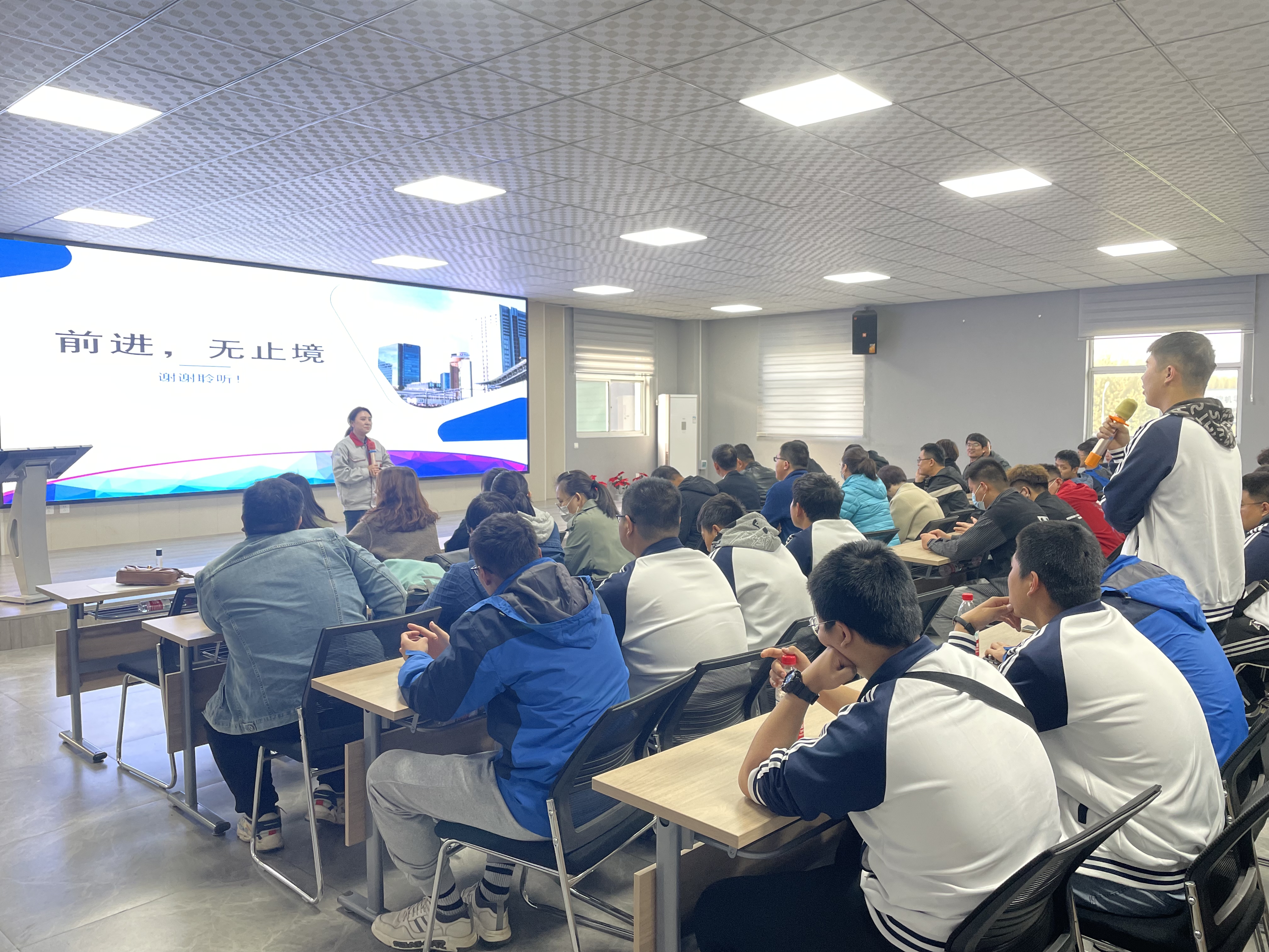 深化校企合作 實(shí)現(xiàn)產(chǎn)教融合